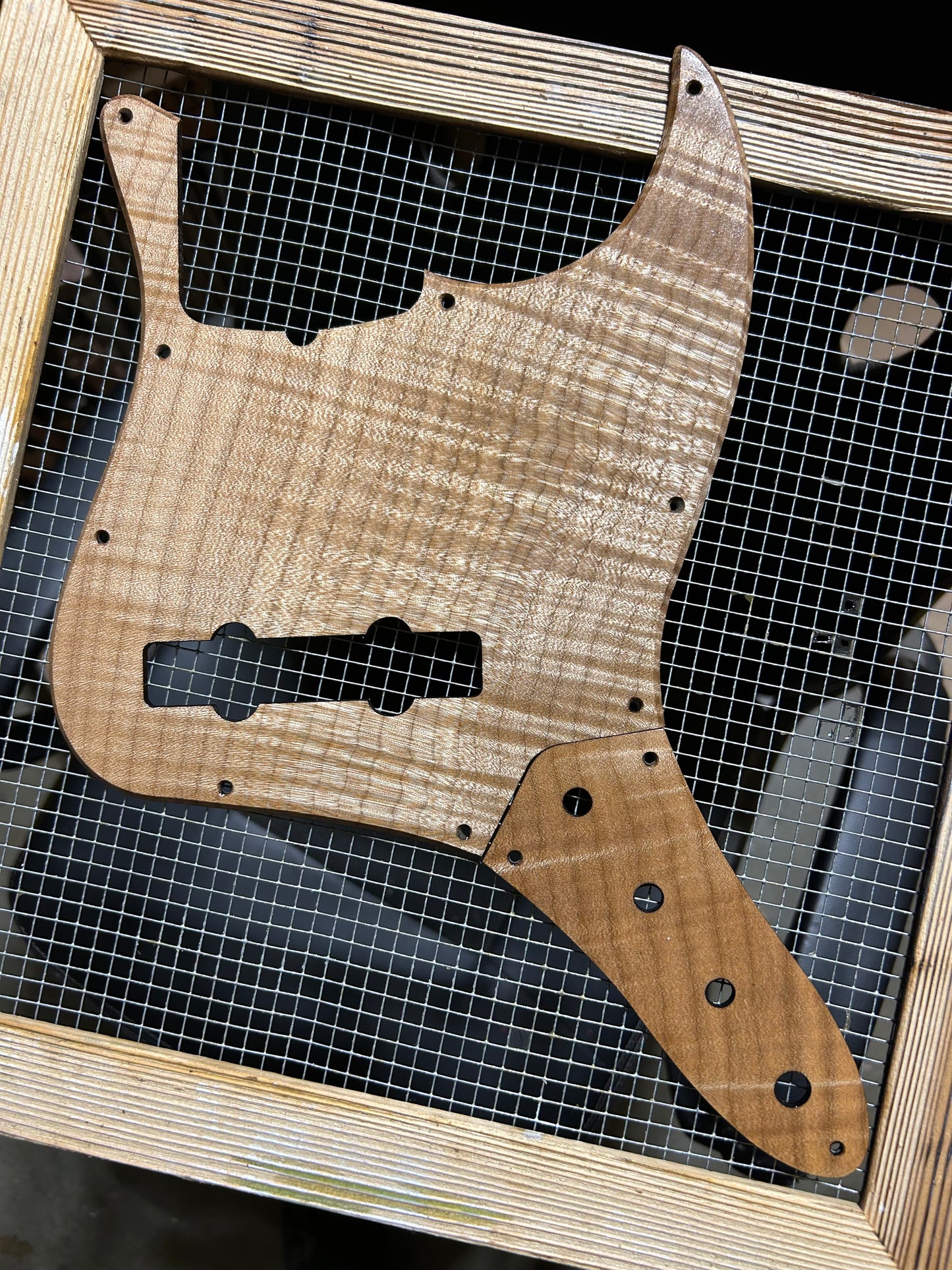 Carl Jazz Basses